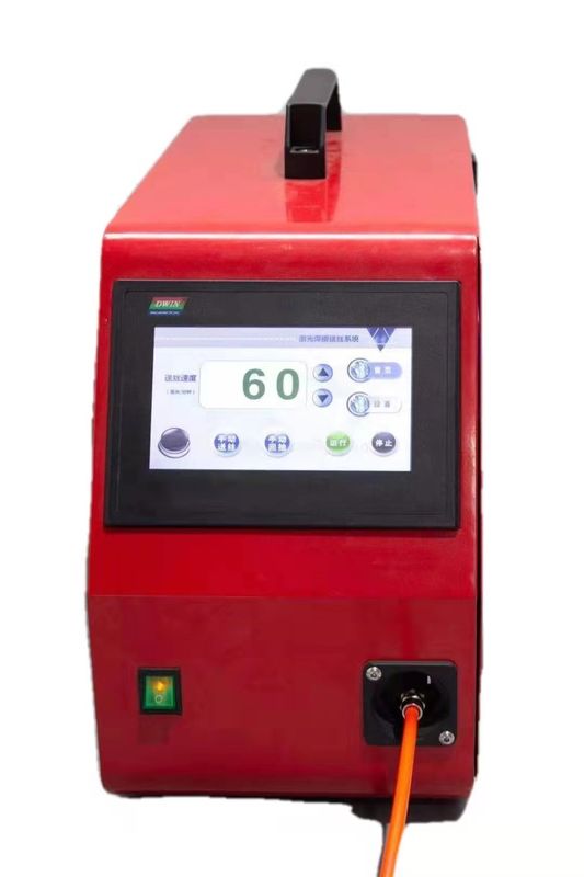 1000W 1500W เครื่องทำความสะอาดเลเซอร์แบบมือถือไฟเบอร์แบบต่อเนื่องสำหรับการทำความสะอาดสีและการกำจัดสนิม